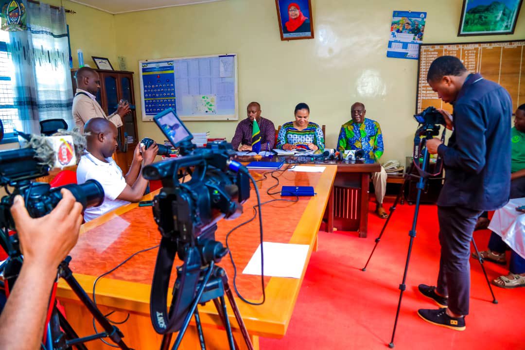 LUDEWA PRESS CONFERENCE