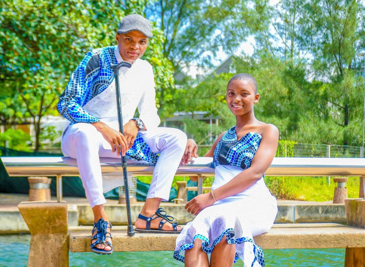 akupende kupita kiasi