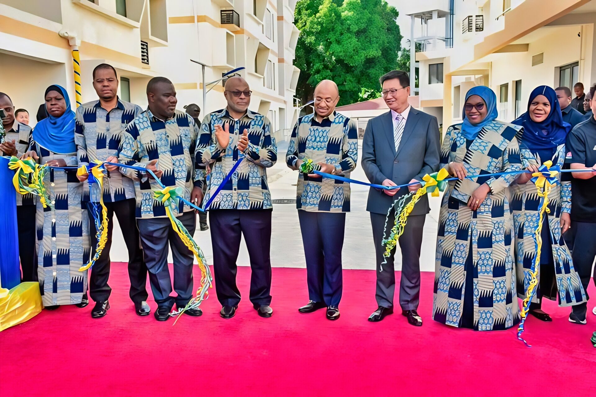 Dr. Hussein Ali Mwinyi